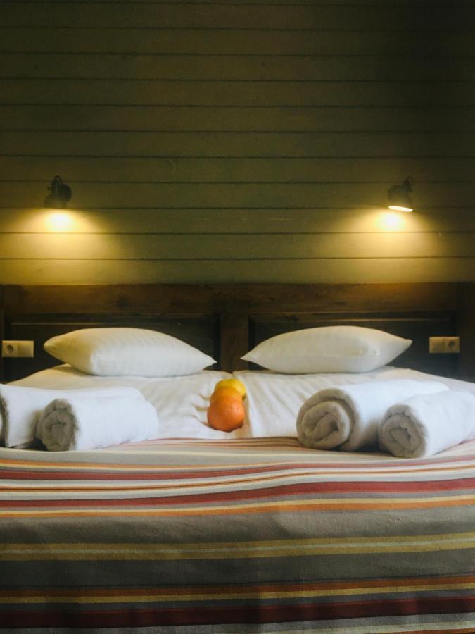 Hotel Monysto Μπούκοβελ Εξωτερικό φωτογραφία