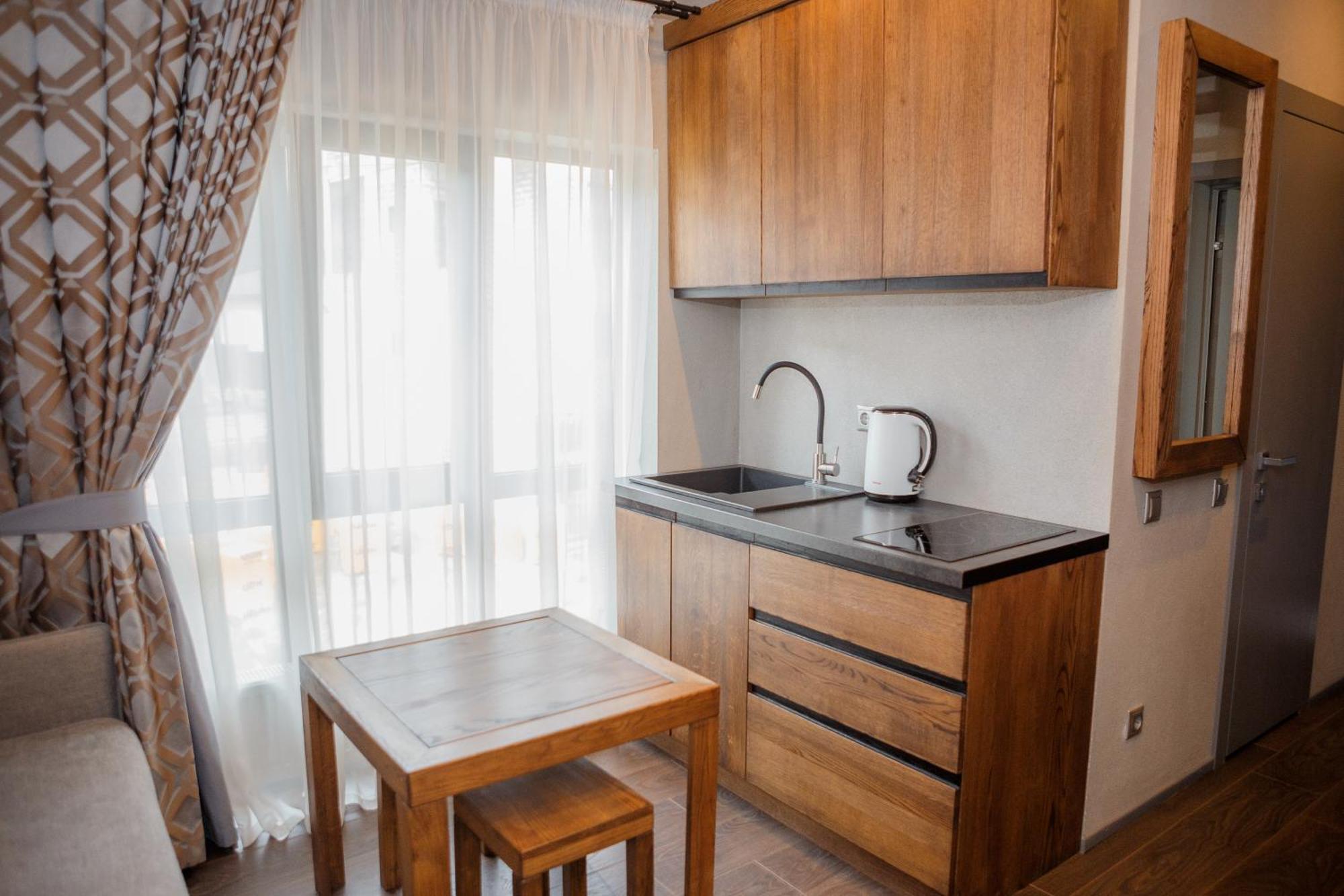 Hotel Monysto Μπούκοβελ Εξωτερικό φωτογραφία