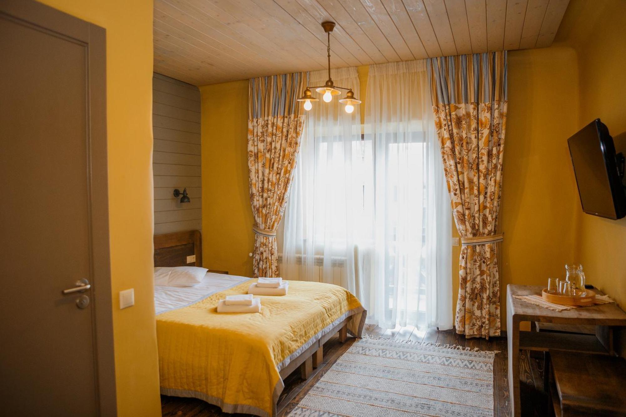 Hotel Monysto Μπούκοβελ Εξωτερικό φωτογραφία