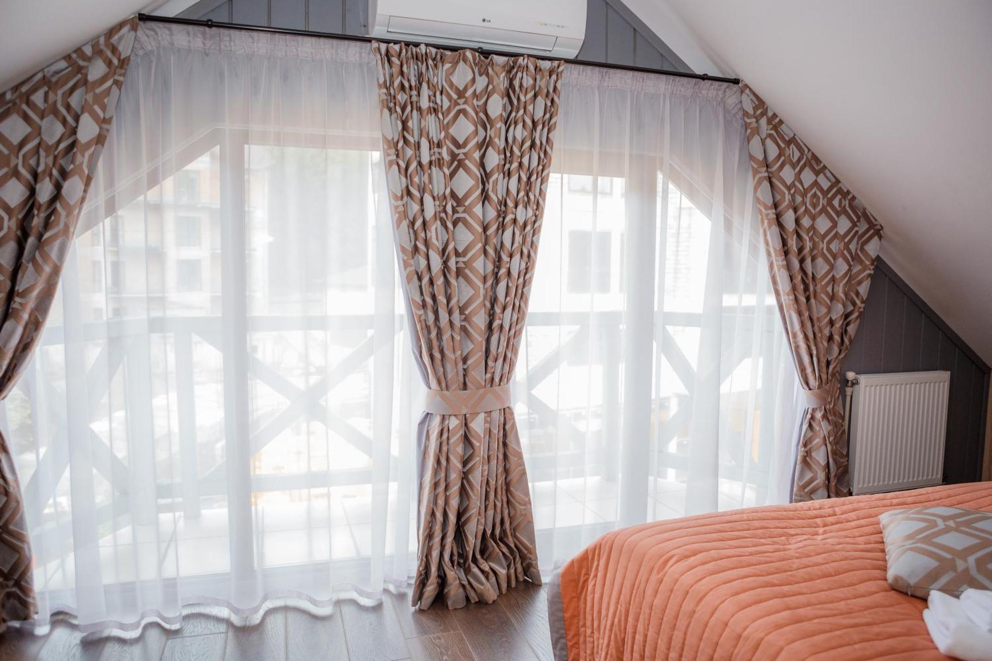 Hotel Monysto Μπούκοβελ Εξωτερικό φωτογραφία