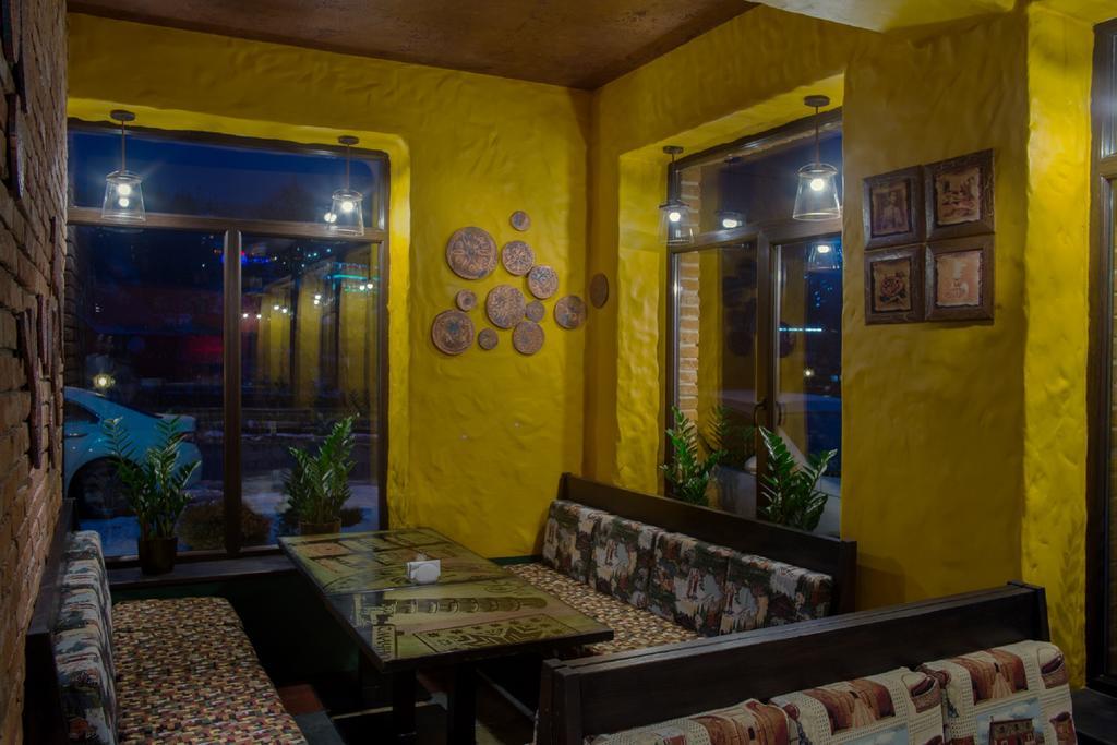 Hotel Monysto Μπούκοβελ Εξωτερικό φωτογραφία